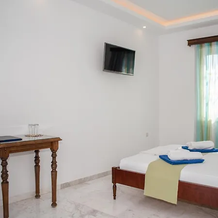 Adonis Naxos Apollon