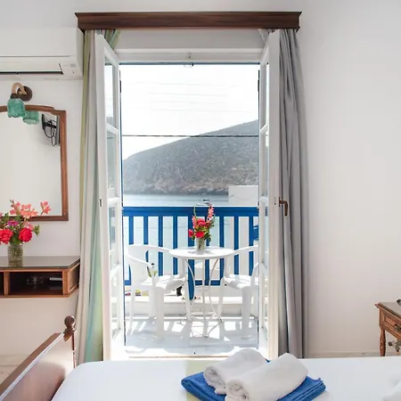 Adonis Naxos Hotel