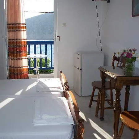 Hotel Adonis Naxos