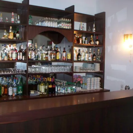 Adonis Naxos 酒店 阿波罗