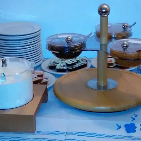 Adonis Naxos Hotel 2*