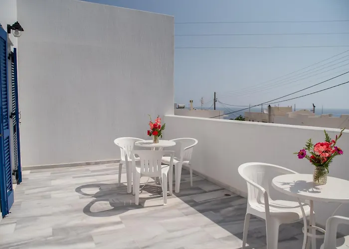 Adonis Naxos Hotel 2*