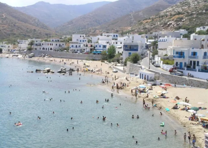 Adonis Naxos