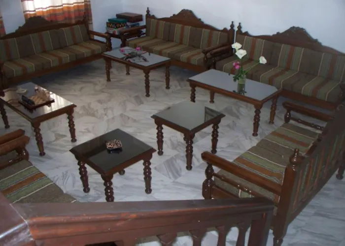 Hotel Adonis Naxos 2*